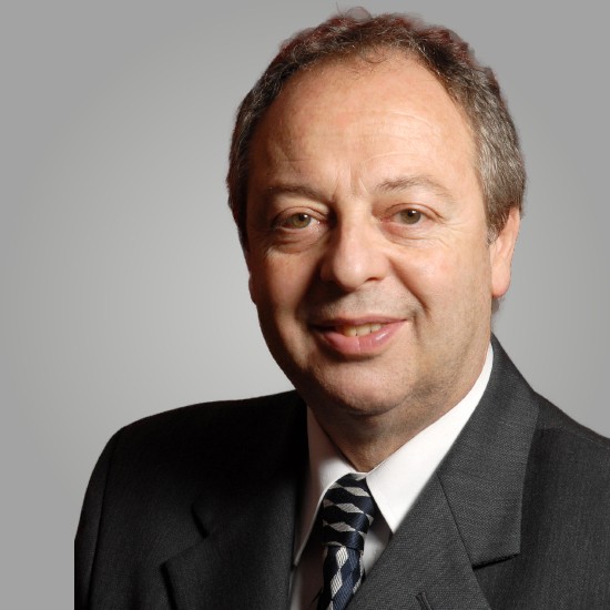 Odontología Restauradora Estética y Adhesión